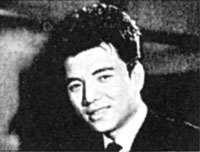 同歌詞カードより白根一男氏